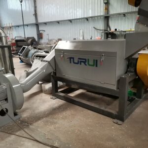 Horizontal dehydrator