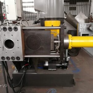 Panel screen exchanger